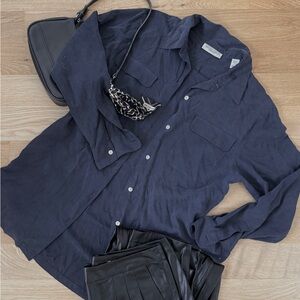 Vintage navy silk blouse with pockets! Pearl button detail